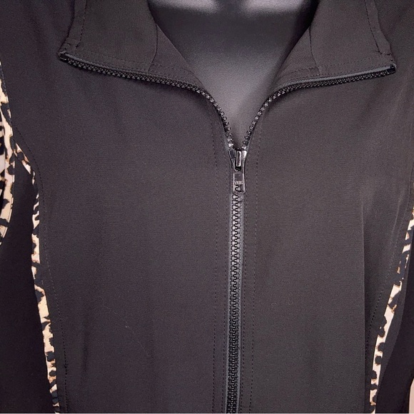 LARGE CHRISTOPHER AND BANKS BLACK LEOPARD PIPING VEST ZIP CLOSURE OUTDOOR - Picture 3 of 11